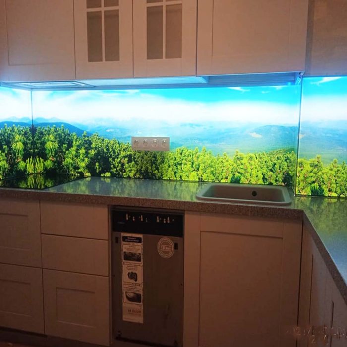 Кухонный фартук с подсветкой изнутри фото