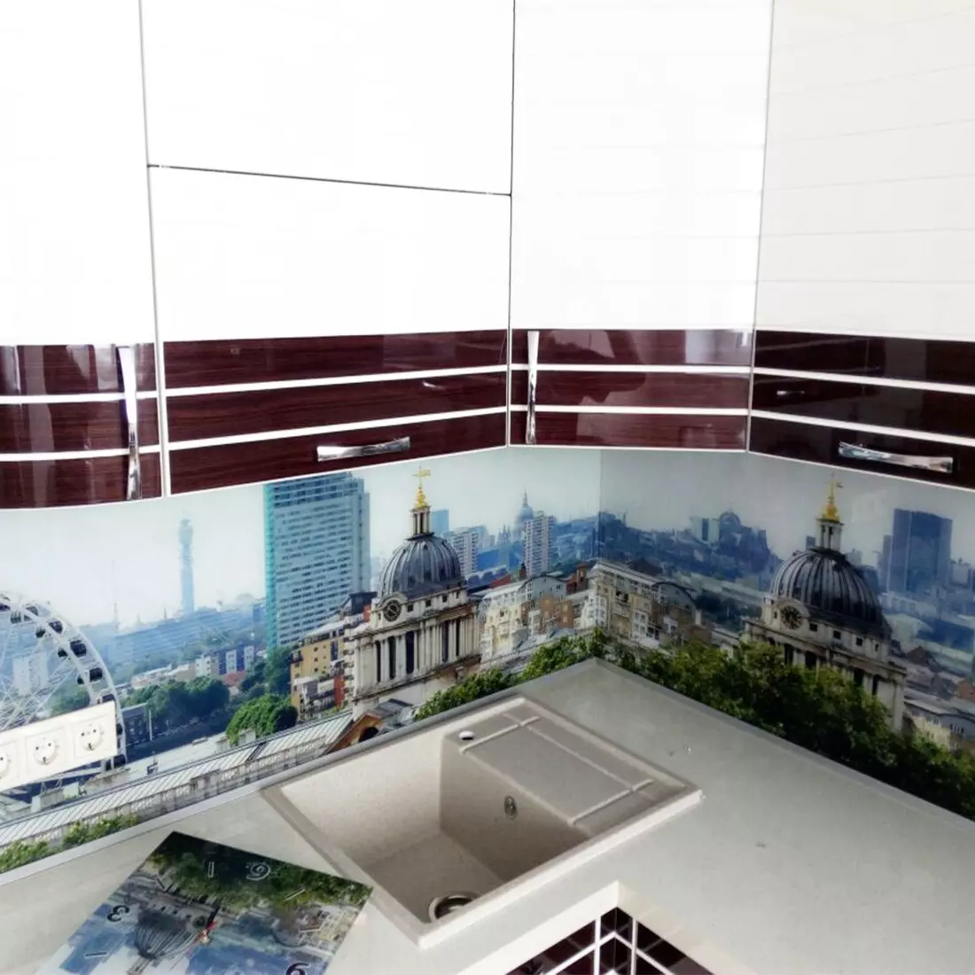 плинтус для фартука на кухню