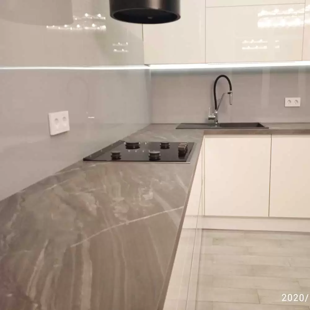 Настенная панель для кухни из стекла фото