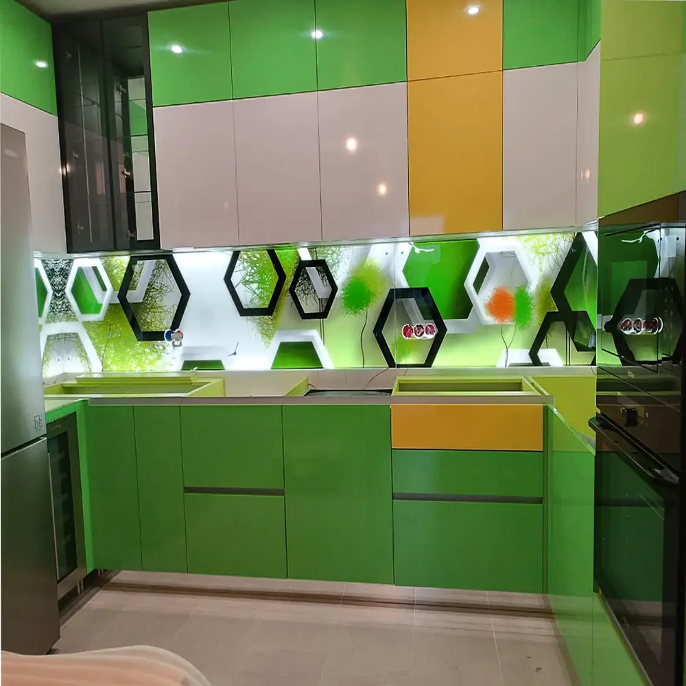 Фотография кухонного фартука с подсветкой изнутри Fartuki-skinali.ru